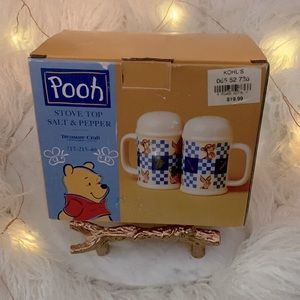 🎁HALF OFF LISTING PRICE🎁 Pooh Stove Top Salt & Pepper Shakers